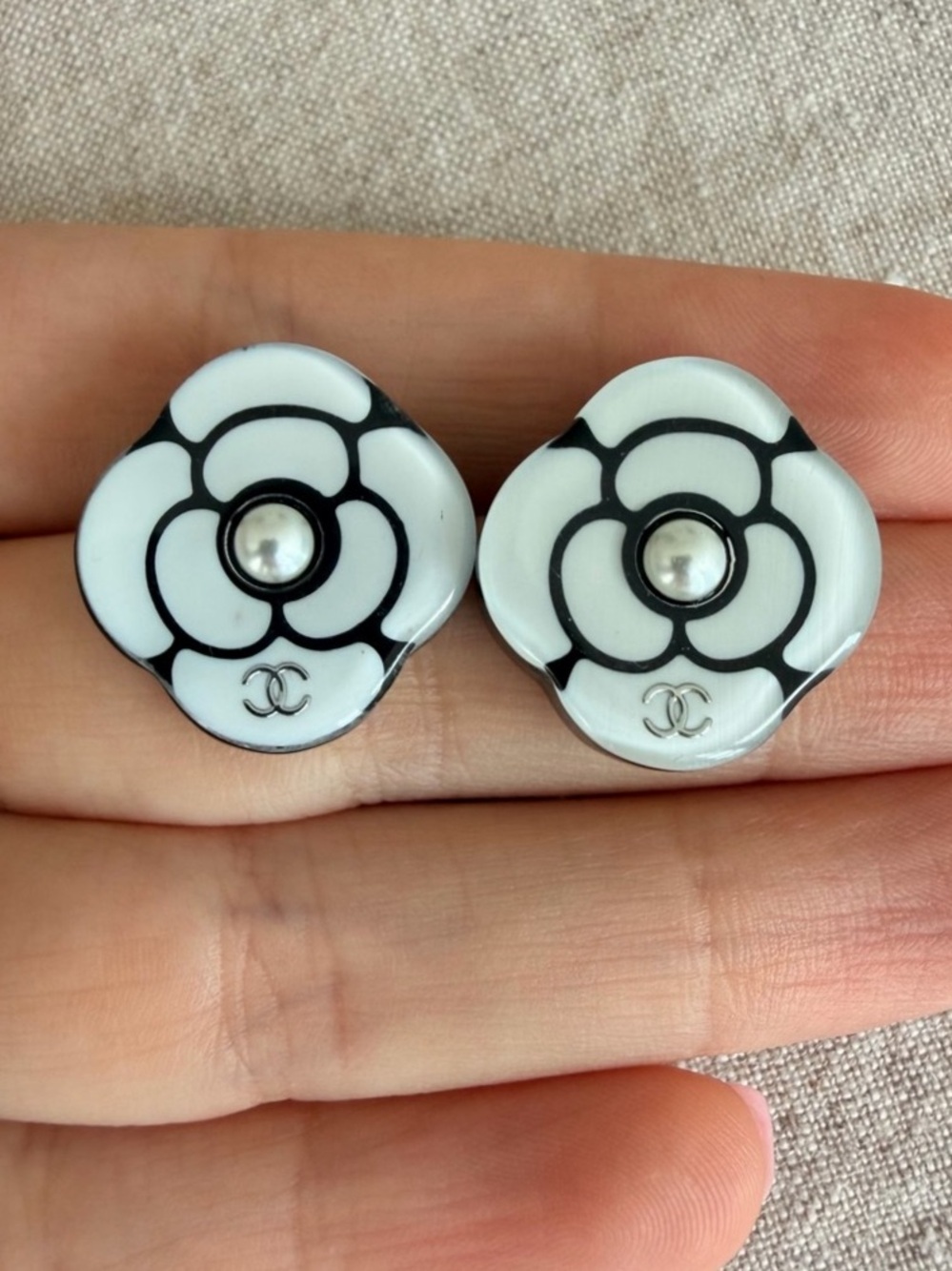 Chanel White and Black Camellia Resin CC Earrings Floral Earrings in White &